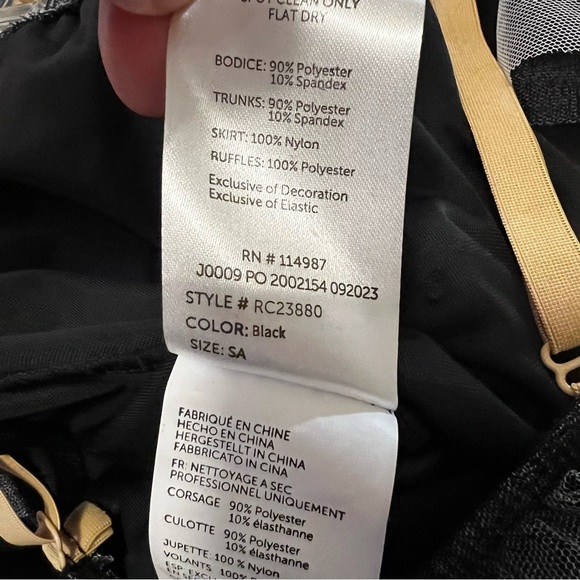 Revolution Dance BREATHTAKING
RC23880 Dress Tulle Skirt SA Small Adult - Picture 16 of 16